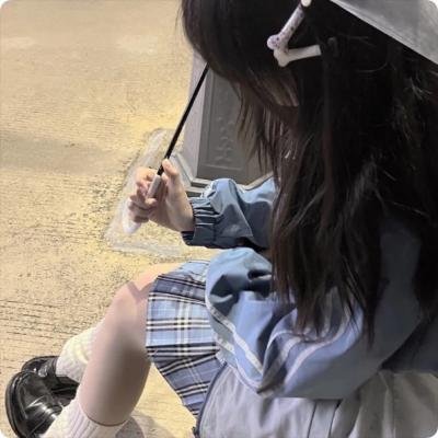 地缚少年花子君